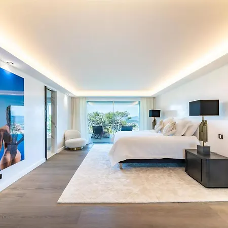 Magnificent In With Sea View Cannes